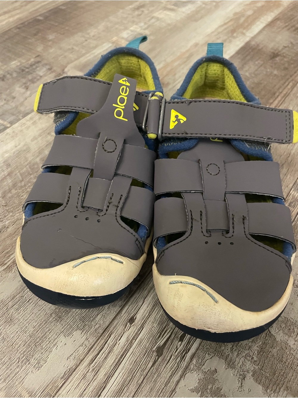 PLAE Sam 2.0 Sandals Size 12y